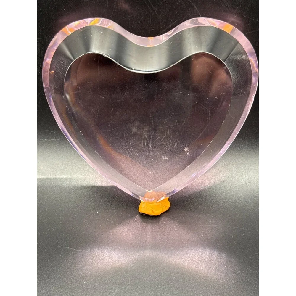 Unbranded Heart-Shaped Pink Crystal Paperweight 4 Inches - Picture 3 of 7